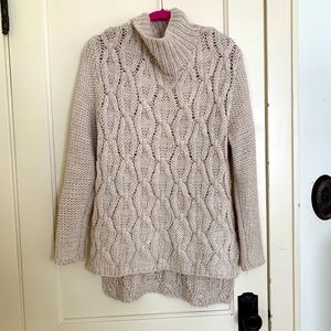 H&M Cream Turtleneck Sweater
